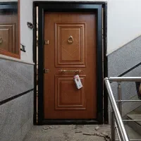 نصب انواع درب های داخلی.ضد سرقت.ضد حریق.اتاقی و.