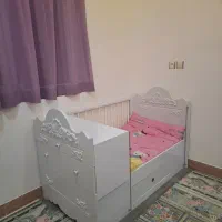 تخت بچه وکمد فروشی
