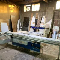 به یک نیروی کار ساده در صنایع چوبی نیازمندیم