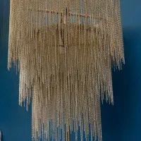 لوستر زنجیری|لوستر و چراغ آویز|قلعه نو, |دیوار
