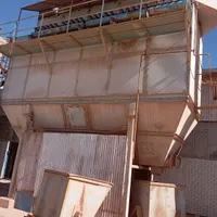 سازنده در زمینه آهن الات