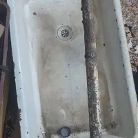 سینک آهنی همراه پایه