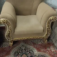 فروش مبل ویک فرش ۱۲متری پشمی قدیمی|فرش|بیرجند, |دیوار