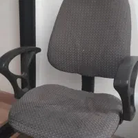 صندلی چرخ دار اداری