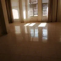 طبقه اول خانه ویلایی 180 متری 2 خواب بسیار تمیز