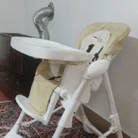 صندلی غذای کودک در حد نو