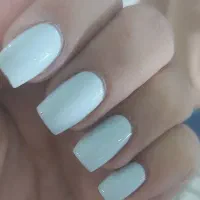 ترمیم و کاشت ناخن ۲۵۰ تومان