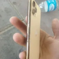 اپل iPhone 11 Pro با حافظهٔ ۲۵۶ گیگابایت