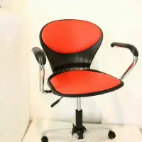 صندلی جک داره چرخشی