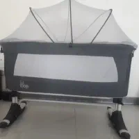 تخت کنار مادر برند زویه