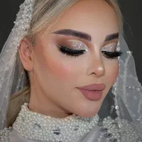 میکاپ کار هستم