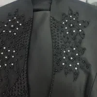 کت و دامن و تاپ|لباس|رشت, جانبازان|دیوار