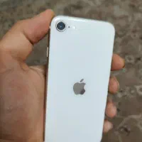 ایفون se 2020 128 بدون بازشدگی