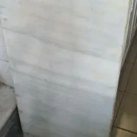 سنگ روی کابینت