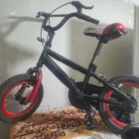دوچرخه سایز ۱۲ با کمکی