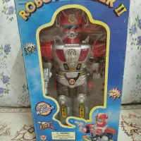 آدم آهنی|اسباببازی|مشهد, هفت تیر (نه دره)|دیوار