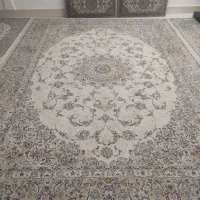 فرش ۹ متری ۱۰۰۰ شانه ۳ عدد و یک قالیچه و پشتی