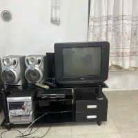 تلویزیون و میز تی وی تلویزیون ۲۱ اینچ