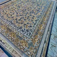 فرش افشان طلاکوب در خیابان انوشیروان|فرش|اصفهان, لیمجیر|دیوار
