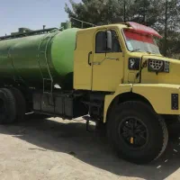 ولوو ده چرخ با تانک ۲۰ هزار لیتری دارای دوش آبپاش