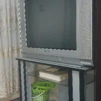 تلویزیون توشیبا صفحه تخت ۲۹ اینچ با میز