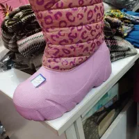 چکمه دخترانه