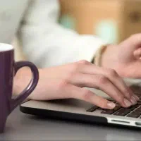 مترجم هستم و جویای کار