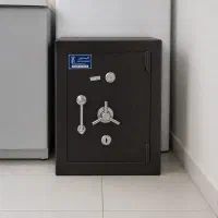 گاوصندوق دست دوم سالم، یک‌سوم قیمت نو