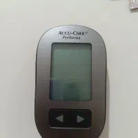 دستگاه تست قند خون