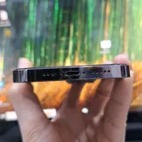 Iphone13pro|موبایل|اندیشه, اندیشه فاز ۳|دیوار