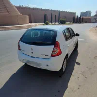 ساندرو اتوماتیک 95|خودرو سواری و وانت|کرمان, |دیوار