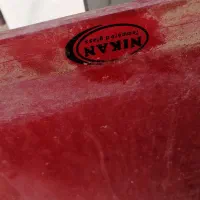 تعدادی شیشه های میز