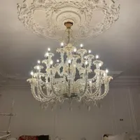 کارمند ساده و ماهر لوستر سازی