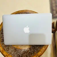 مک بوک ایر ۱۱ اینچی خاص وظریف وباریک ۲۰۱۲ در حد آک