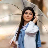 همکاری با مدل خانوم برای عکاسی