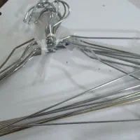 چوب لباسی فلزی و پلاستیکی