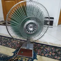 پنکه قدیمی آهنی