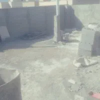 ۲نفر بنا و۲تا کارگر زبر و زرنگ برای تیغه چینی