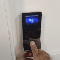 قفل الکترونیکی ، چهره ، اثر انگشت ، کارت رمز