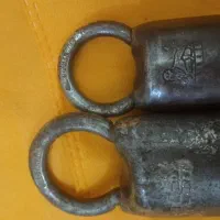 دو عدد قفل قدیمی شیرنشان بدون کلید|کلکسیون اشیاء عتیقه|اصفهان, دهنو|دیوار