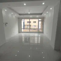 130متر-3خواب-آکواریم-غرق-نور-طبقه-دوم-فوری