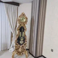 ساعت ایستاده