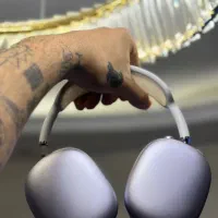 Airpod max 2 (2024) رنگ بنفش معاوضه با کنسول|لوازم جانبی موبایل و تبلت|تهران, هروی|دیوار