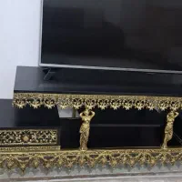 یک ویترین و میز تی وی روکش برنز|بوفه، ویترین، کنسول|بندرعباس, |دیوار