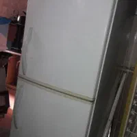 دو عدد یخچال  یکی معمولی و یخچال فریز پارس ۴ کشاب