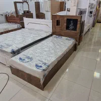 اینجا همه چی موجوده تخت تشک سرویس خواب کمد|تخت و سرویس خواب|کاشان, |دیوار