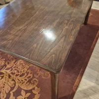 میز بزرگ چوبی