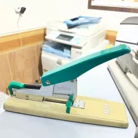 منگنه میخکوب کتاب|لوازم التحریر|شاهین دژ, |دیوار