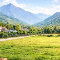 فروش زمین مسکونی دارای سند تک‌برگ و جواز ساخت