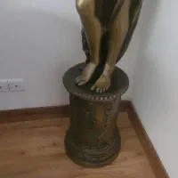 مجسمه بسیار زیبای بانو|مجسمه، تندیس، ماکت|کرمانشاه, |دیوار